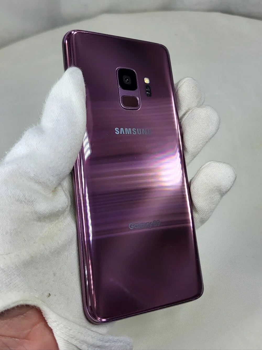 Samsung Galaxy S9 SM-G960U 64GB Unlocked Smartphone Lilac Purple